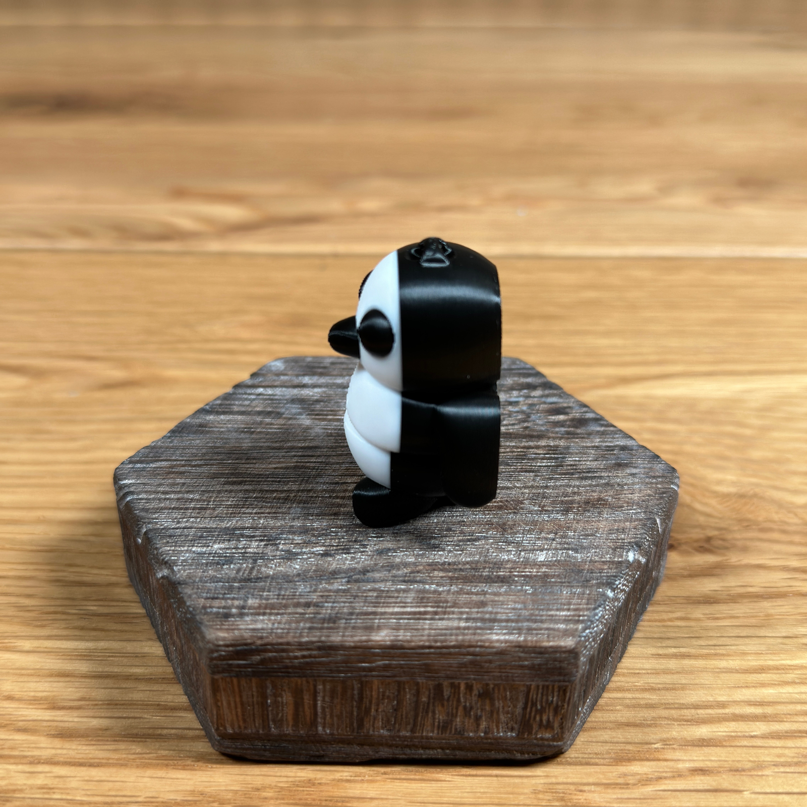3D Pinguin Schlüsselanhänger – Charmantes Design in Schwarz und Weiß - Alinova