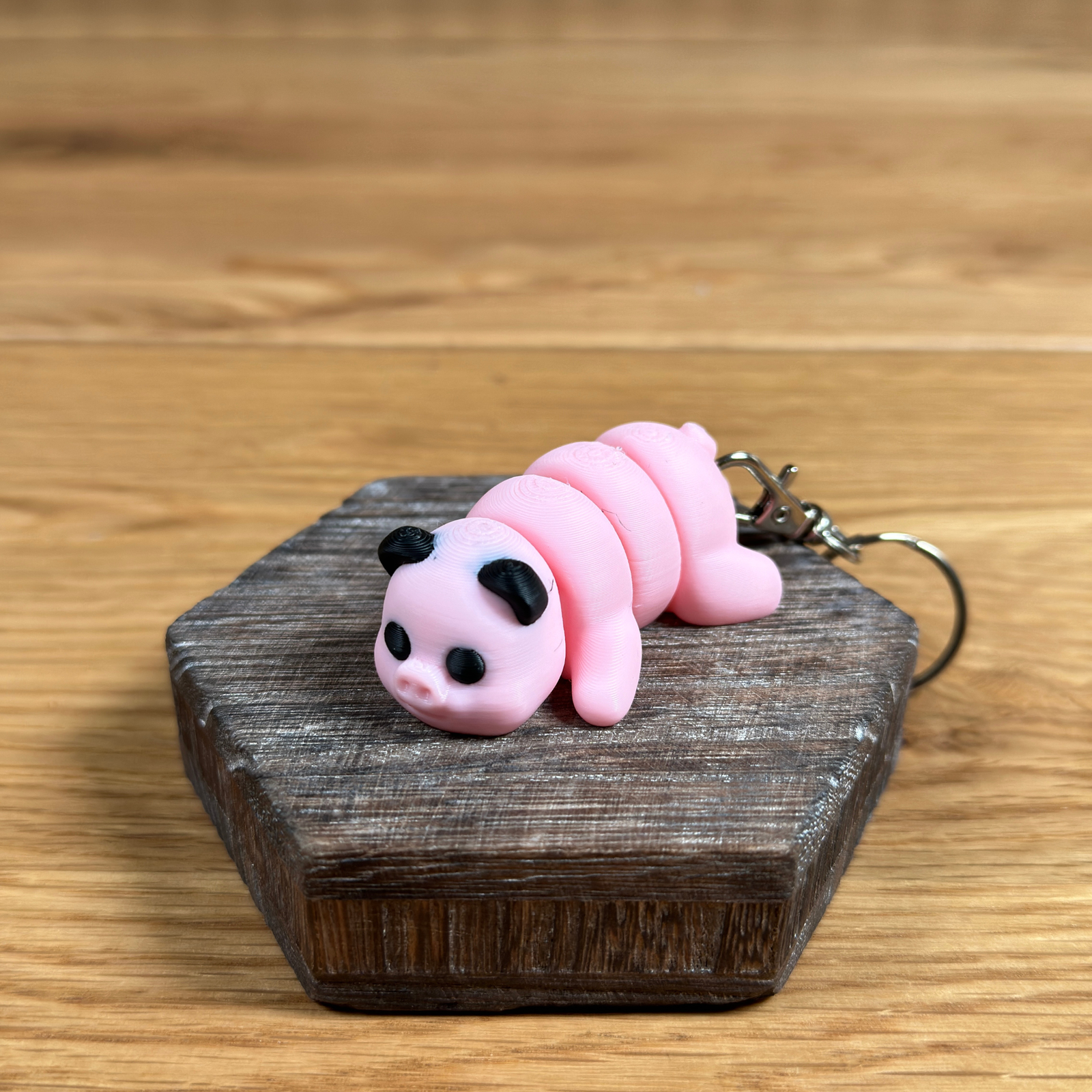 3D Schwein Schlüsselanhänger – Charmantes Design in Rosa und Schwarz - Alinova